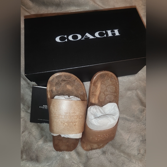 Coach Ulyssa Slides - Picture 1 of 4